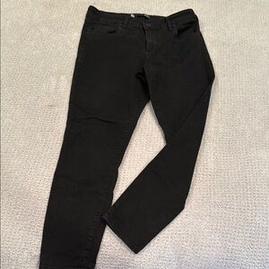 Kut from the Kloth women’s skinny jeans. Size 8. Donna style